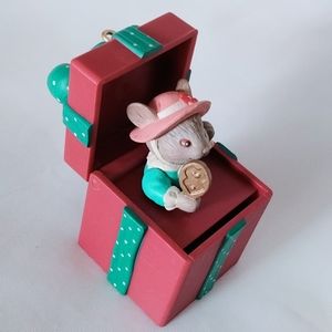 Enesco Treasury Pop Up Christmas Tree Ornament